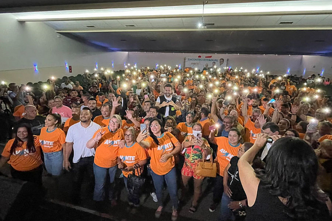 Deputado Jair Montes e André Janones são recebidos por multidão em encontro estadual do Avante Rondônia - News Rondônia