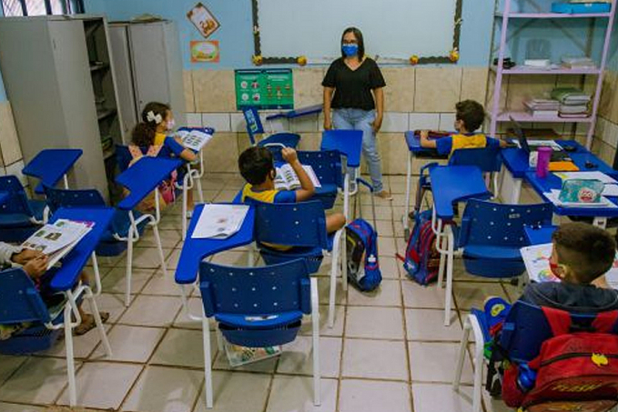 SALÁRIO: Retroativo do piso salarial dos professores municipais será pago a partir de julho - News Rondônia