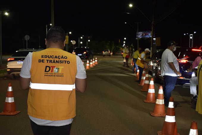 Blitz educativa do Detran ressalta importância do cumprimento da Lei Seca a condutores em Porto Velho - News Rondônia
