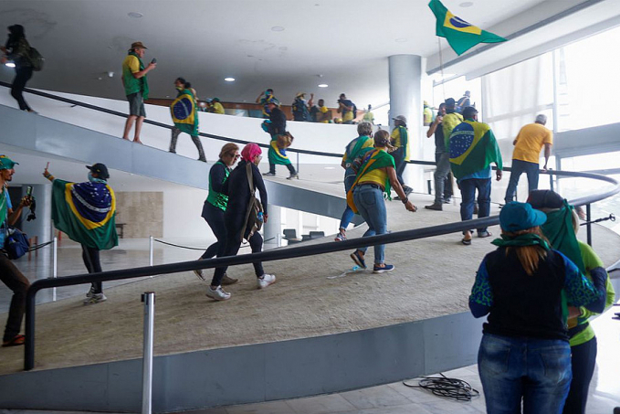 Entidades do setor econômico repudiam invasões aos Três Poderes - News Rondônia