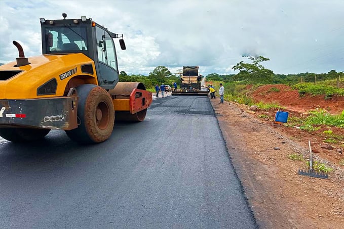 Avanço nas obras de infraestrutura e pavimentação asfáltica na Trans Rondônia, no sul do Estado - News Rondônia