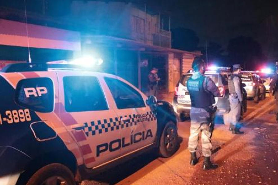 Homem não aceita término, ataca ex-esposa e acaba morto a facadas - News Rondônia