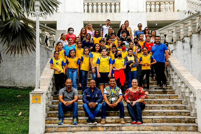 Estudantes ganhadores do prêmio do Concurso de Poesias conhecem pontos turísticos de Porto Velho - News Rondônia