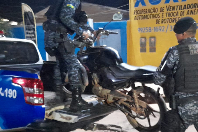 ACHEI NO MATO: Diz homem de 48 anos preso com moto roubada na zona leste - News Rondônia