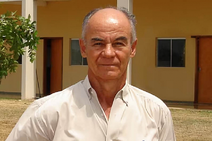 Brasileiro é o 1º a receber prêmio internacional por inovar a fertilização animal - News Rondônia