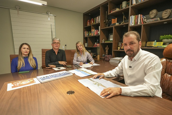 Hildon Chaves assina ordem de serviço para construção do Instituto de Longa Permanência do Idoso - News Rondônia