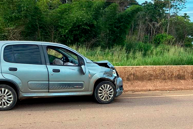 Motociclista tem perna dilacerada em acidente na BR-364 - News Rondônia