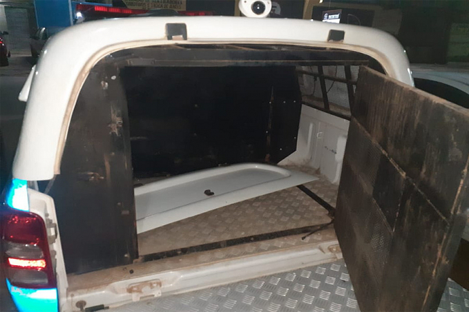 Mulher é presa após invadir conveniência do ex e causar destruição - News Rondônia
