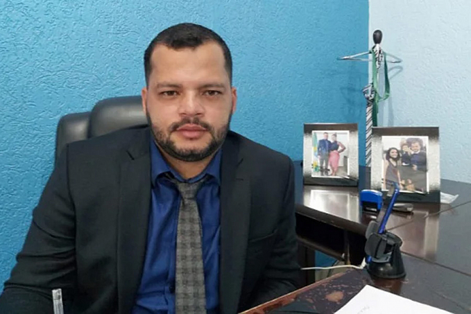 Vereador Edevaldo Neves solicita serviço de contenção de erosão em via pavimentada no bairro Costa e Silva - News Rondônia