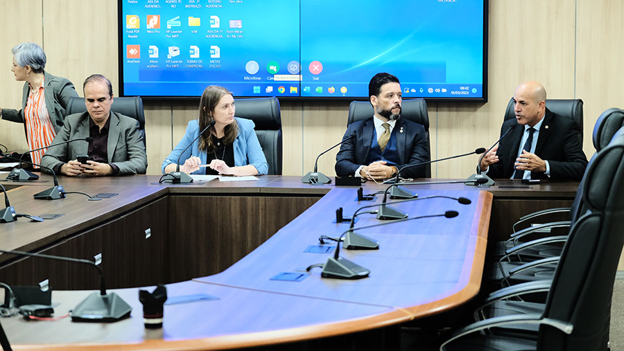 Comissão de Fiscalização e Controle da Assembleia cria canal de comunicação para uso da população - News Rondônia