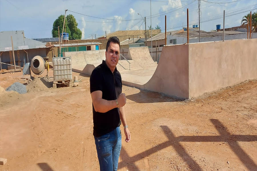 Praça conquistada por Edimilson Dourado deverá ser entregue em breve - News Rondônia