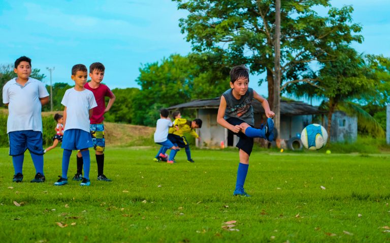 Projeto Bom de Bola, melhor na escola marca início na sede do Batalhão Tiradentes em Ji-Paraná - News Rondônia