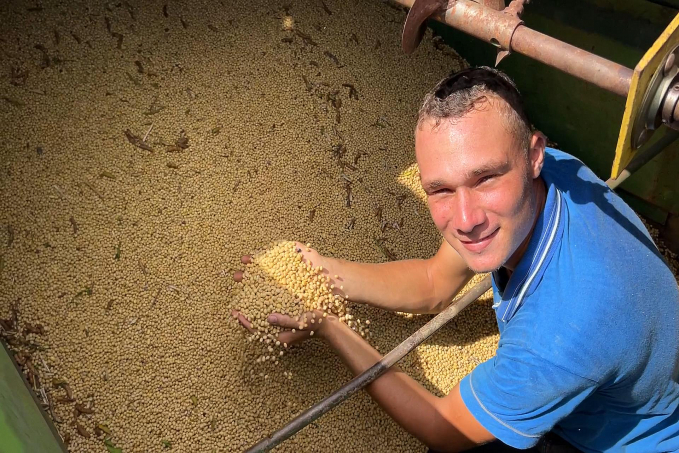 Programa PRO+ ajuda pequeno produtor rural com plantação de soja em Cujubim - News Rondônia