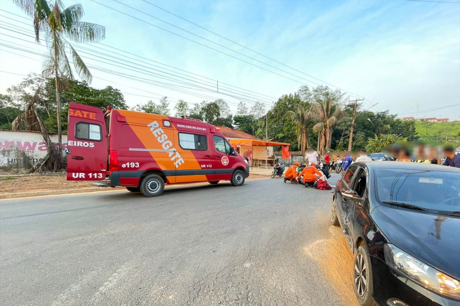 Motociclista fica ferido ao colidir em veículo Gol na avenida Florianópolis - News Rondônia