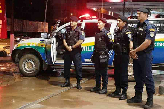 FACHADA - Homem é preso com drogas em bar na Avenida Jorge Teixeira na capital - News Rondônia