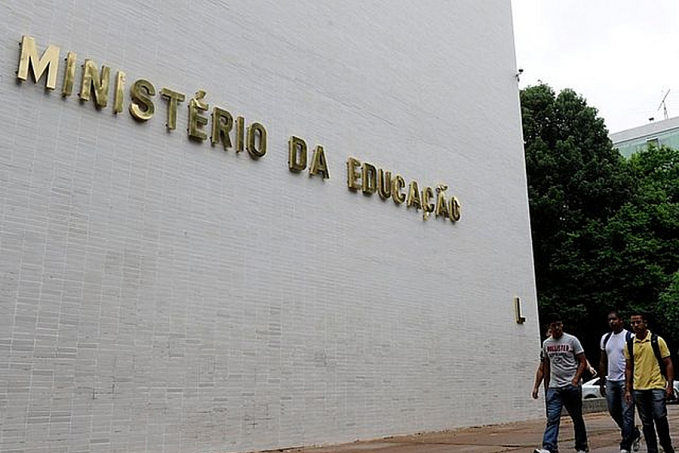 MEC informa desbloqueio de R$ 2 bilhões em orçamento das universidades - News Rondônia