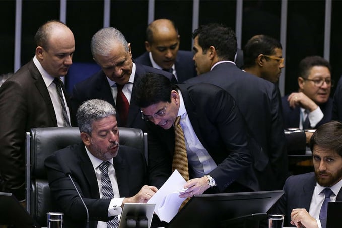 Câmara aprova texto-base do novo marco fiscal - News Rondônia