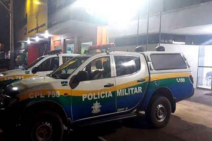 ANACONDAS - Casal é preso com 100 porções de cocaína em bar próximo a rodoviária da capital - News Rondônia