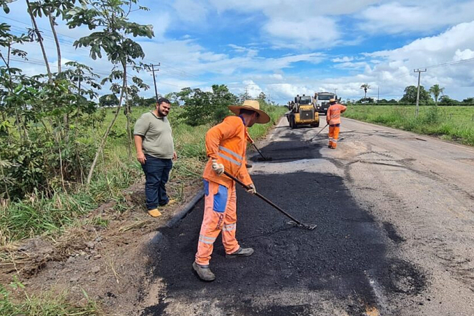 DER inicia recuperação da RO-383 entre Rolim de Moura e Santa Luzia dOeste - News Rondônia