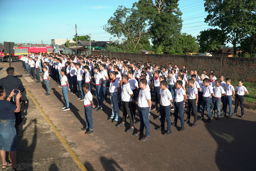 Deputado Cirone Deiró trabalha pela execução de obras no colégio da Polícia Militar de Cacoal - News Rondônia