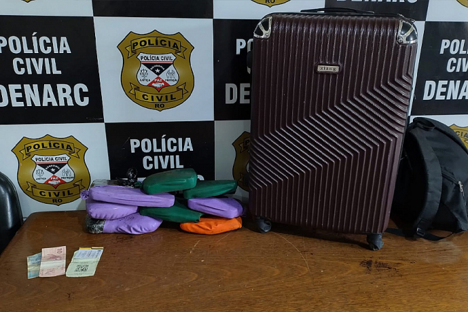MULA: Denarc prende acreana com 10kg de drogas em hotel na capital - News Rondônia