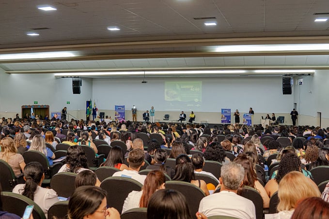 Alfabetização na idade certa e valorização profissional são temas abordados no primeiro dia do Congresso Municipal de Educação - News Rondônia