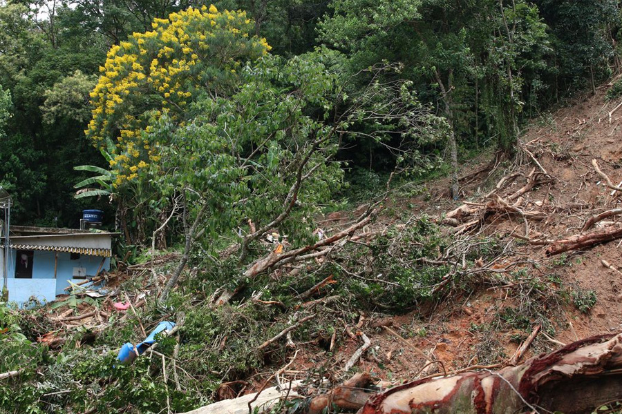 Para especialistas, sirenes são insuficientes para evitar desastres - News Rondônia
