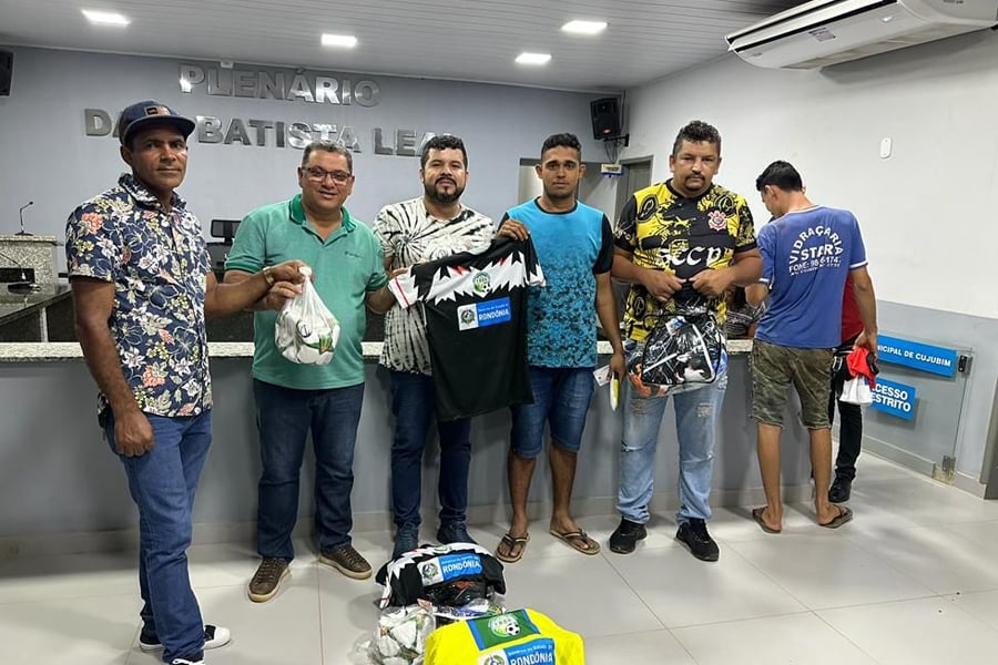 Deputado Alex Redano destina Kits de material esportivo para mais seis municípios - News Rondônia