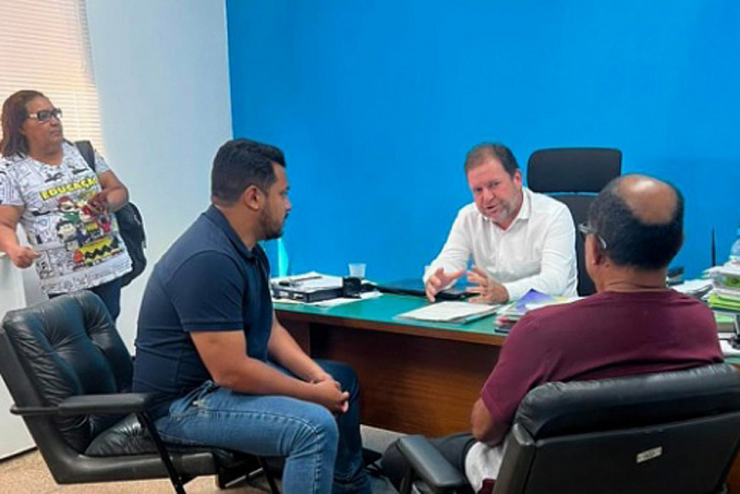 Vereador Gilber Mercês visita SEMAGRIC para tratar sobre melhorias das estradas vicinais - News Rondônia
