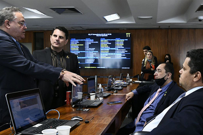 Votação da reforma tributária na CCJ do Senado é adiada - News Rondônia