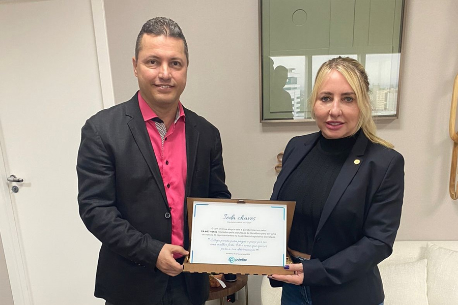 Ieda Chaves recebe placa de reconhecimento pelos votos recebidos nas Eleições 2022 - News Rondônia