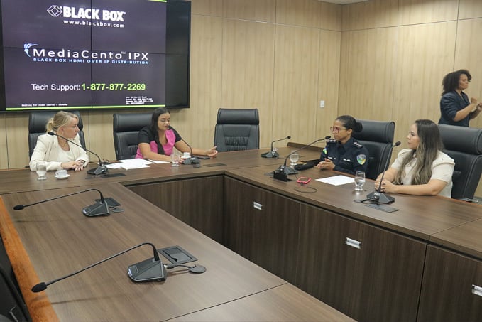 Comissão da Assembleia Legislativa recebe ativistas do autismo em Rondônia - News Rondônia