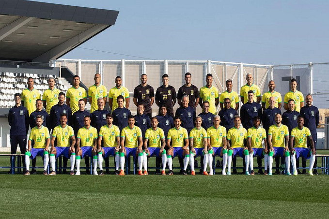 RUMO AO HEXA: Seleção brasileira chega ao Catar para disputa da Copa do Mundo - News Rondônia