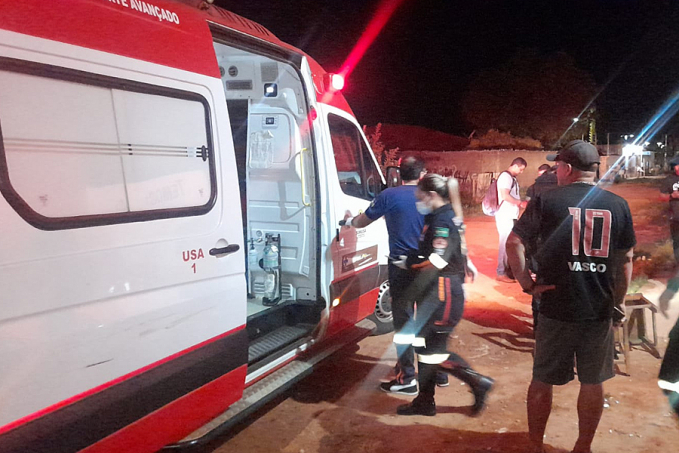 Mulher é assassinada a tiros após briga em bar na zona leste - News Rondônia