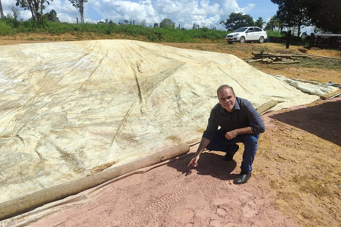 DEP. Alan Queiroz entrega 595 toneladas de calcário, e vai beneficiar 119 pequenos produtores de Vale do Anari - News Rondônia