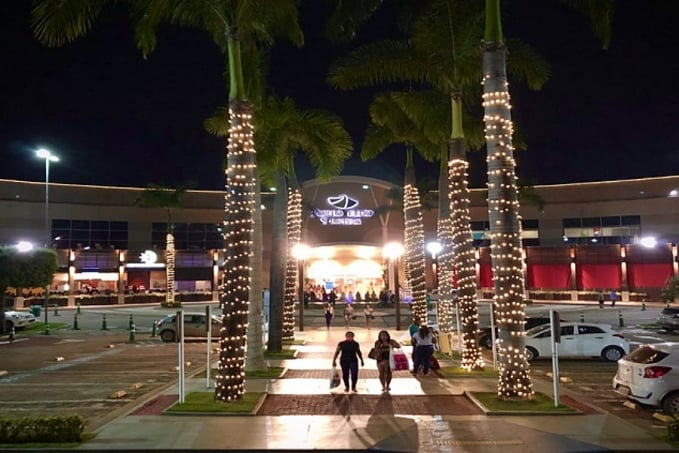 Papai Noel chega durante o feriado de terça-feira (15) no Porto Velho Shopping - News Rondônia