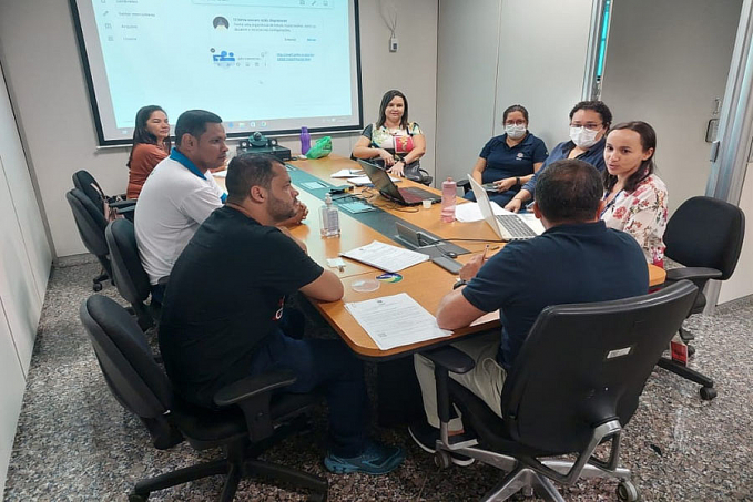 Vereador Edevaldo Neves se reúne com o presidente do bairro Pedrinhas para colher informações da regularização do bairro - News Rondônia