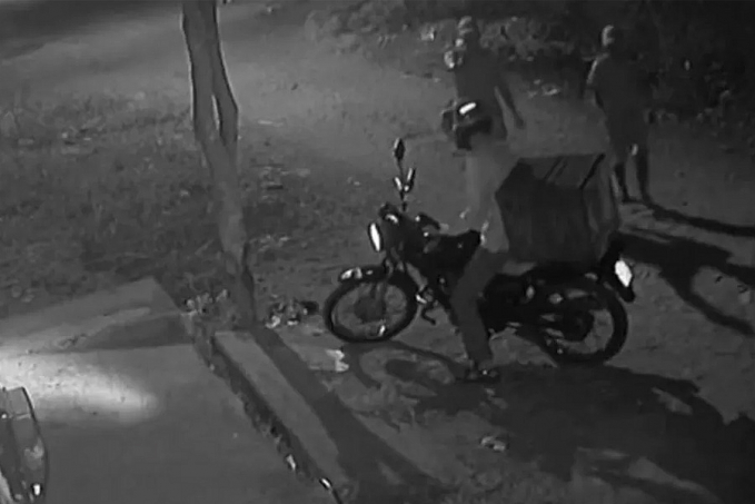 BANDIDAGEM: Entregador de pizza tem moto roubada por criminosos armados na zona sul - News Rondônia