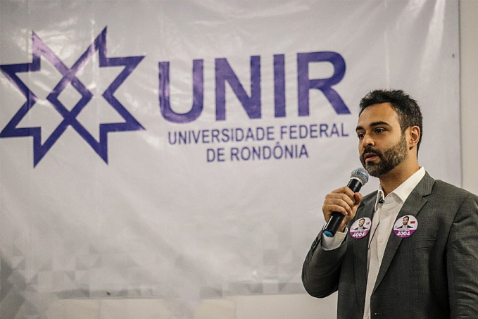 Vinicius Miguel participa de roda de conversa com candidatos promovida pela Universidade Federal de Rondônia - News Rondônia