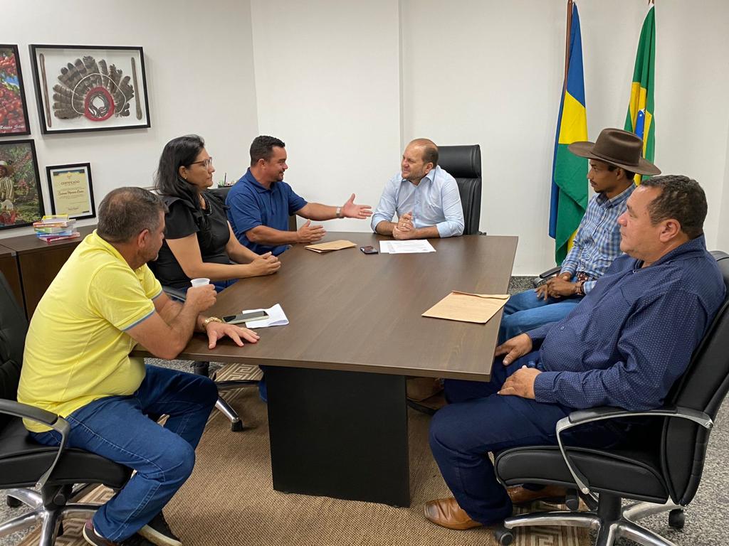 Deputado Cirone confirmou ao vereador Zequinha liberação de recursos para Seringueiras - News Rondônia