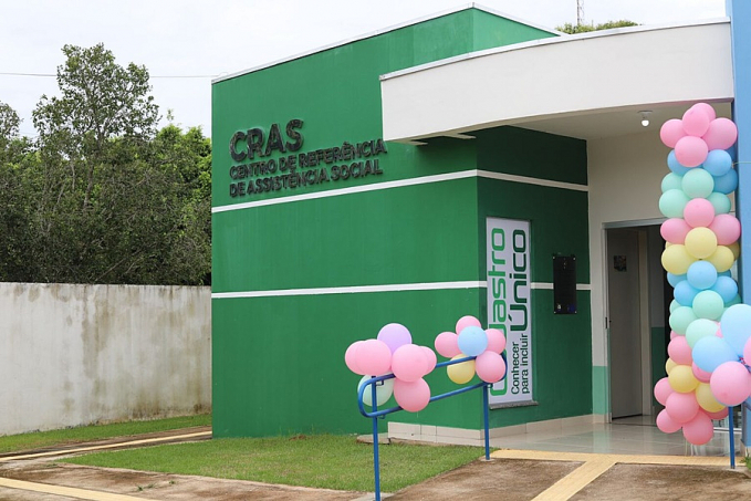 Seas entrega kits do Mamãe Cheguei e cartão do Crescendo Bem no CRAS em Alta Floresta - News Rondônia