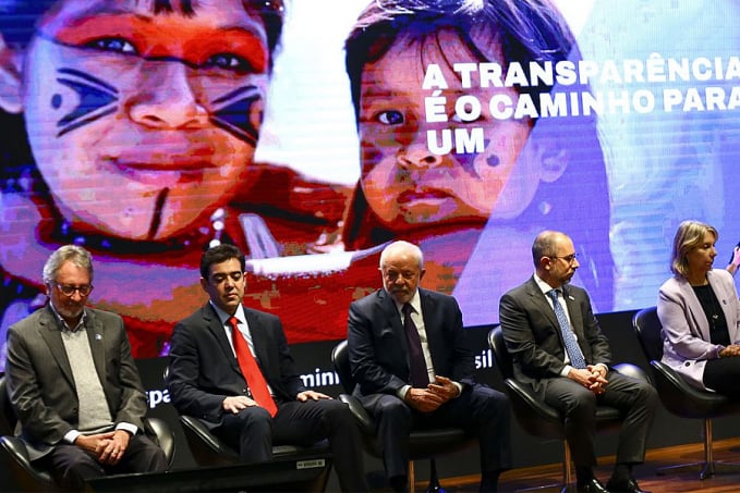 Governo muda regras de acesso a documentos com sigilo de 100 anos - News Rondônia