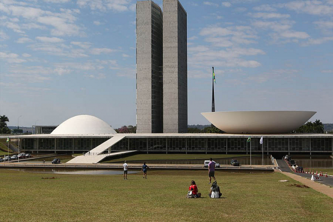 Lula dispensa 13 ministros para tomarem posse no Congresso - News Rondônia