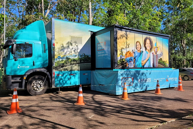 Pimenta Bueno recebe caminhão itinerante da Energisa - News Rondônia