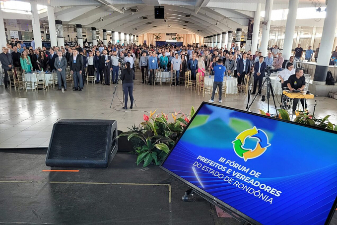 Avanço das ações municipalistas e fortalecimento de diálogo movimentam o Fórum de Prefeitos e Vereadores de Rondônia - News Rondônia