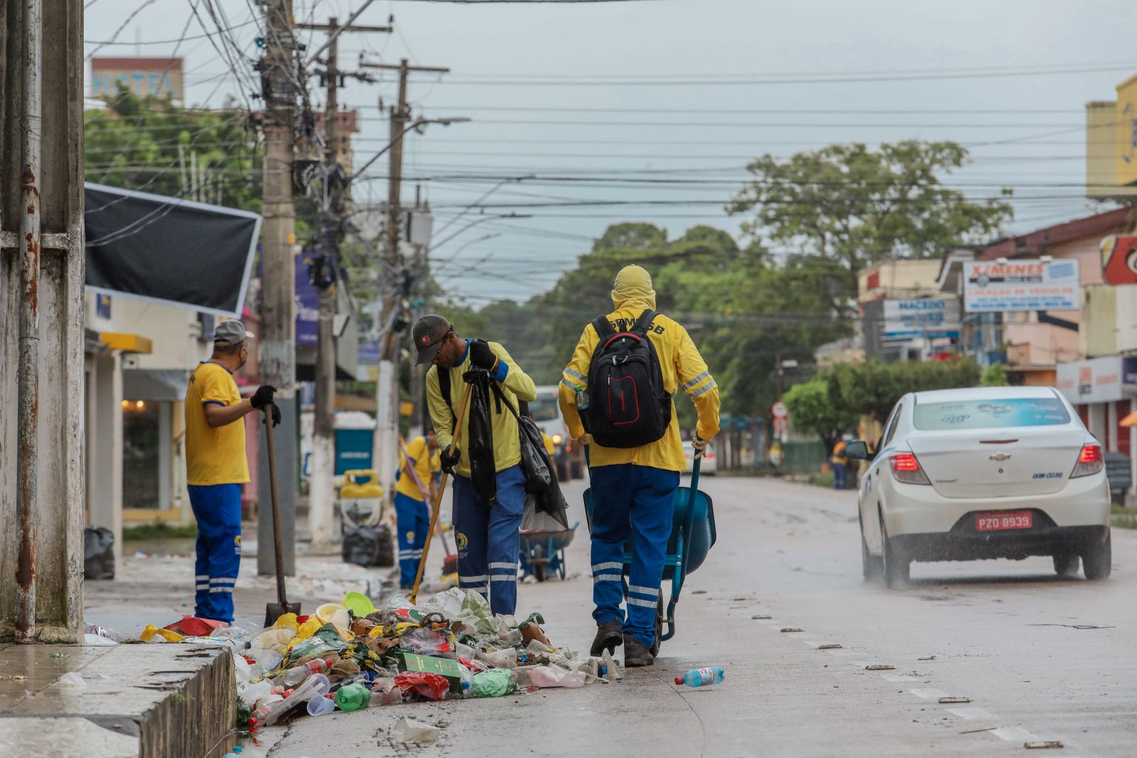 Equipes da Semusb seguem nos mutirões de limpeza no carnaval - News Rondônia