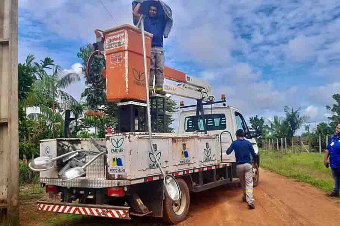 Vereador Aleks Palitot tem pedido atendido para iluminação pública no Ramal Traíra na BR-319 - News Rondônia