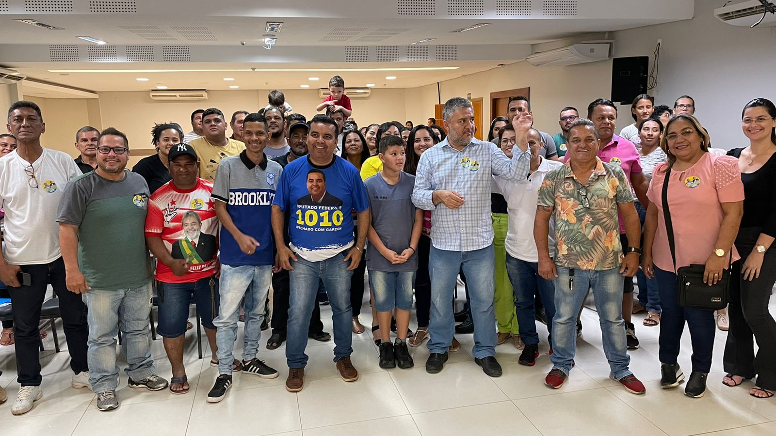 Fogaça reafirma seus compromissos em reunião com a participação de Lindomar Garçon - News Rondônia