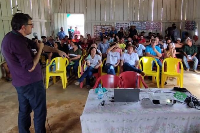 Defesa agropecuária em destaque durante palestras promovidas pela Idaron a produtores rurais e estudantes no Vale do Anari - News Rondônia
