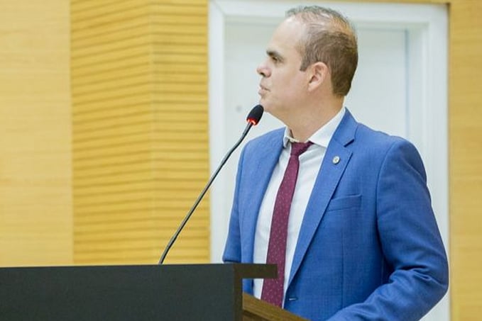 Alan Queiroz indica ao Detran que elabore um projeto de construção de pista veicular para aulas e provas práticas de direção em vários municípios de Rondônia - News Rondônia